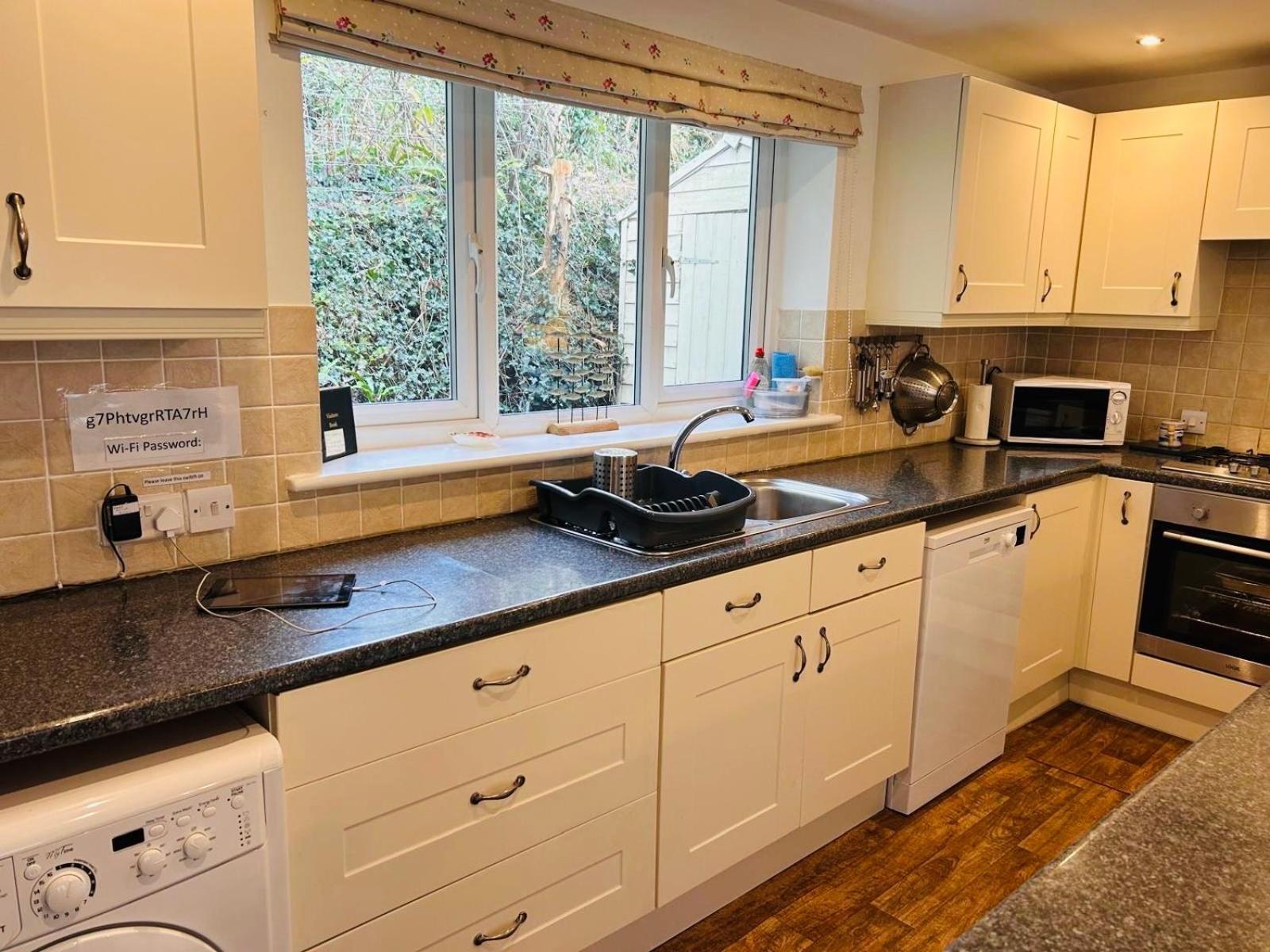 Y Bwthyn Apartment Bangor  Bagian luar foto